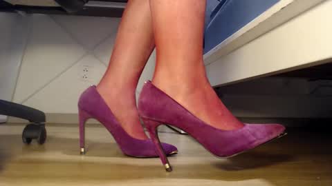Miss Di online show from 10/04/25, 02:59
