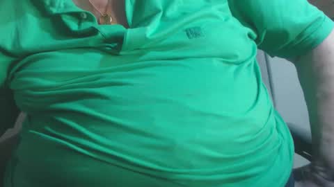 Snapshot of capitanfuturo44 chatting on 09/20/25, 12:06 Cinzia ex regina online show from 09/20/25, 12:06