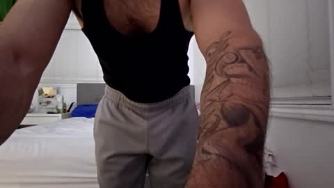 cappinrc8 online show from 11/22/25, 07:29