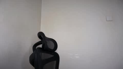 Emma online show from 02/25/26, 07:40