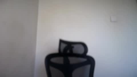 Emma online show from 05/04/26, 07:04