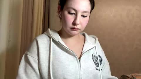 May online show from 04/12/26, 06:02