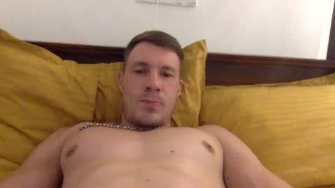 Snapshot of capt_oliver chatting on 12/06/24, 07:01 follow my twitter  online show from 12/06/24, 07:01