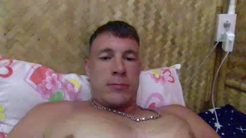 Snapshot of capt_oliver chatting on 01/26/25, 06:06 follow my twitter  online show from 01/26/25, 06:06