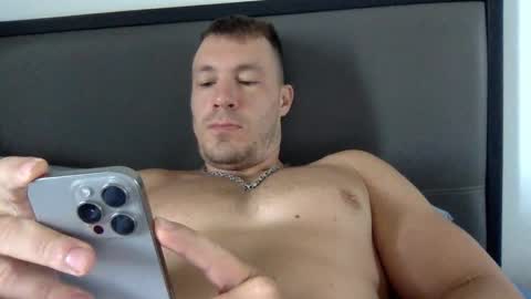 Snapshot of capt_oliver chatting on 02/22/25, 05:02 follow my twitter  online show from 02/22/25, 05:02