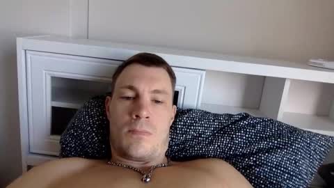 follow my twitter  online show from 12/18/25, 06:08