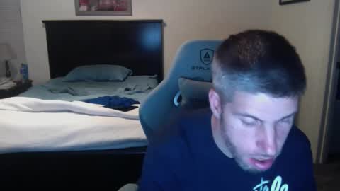 Snapshot of captmorgan30263 chatting on 10/10/25, 02:43 captmorgan30263 online show from 10/10/25, 02:43