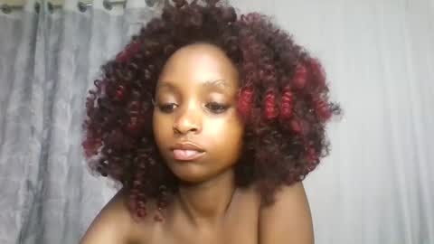Snapshot of carababey chatting on 04/21/26, 12:34 carababey online show from 04/21/26, 12:34