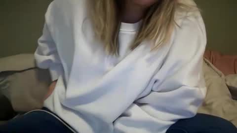 Cara Bou online show from 12/16/25, 10:37