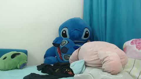 Snapshot of caramel_doll_ chatting on 05/08/26, 04:51 ing online show from 05/08/26, 04:51