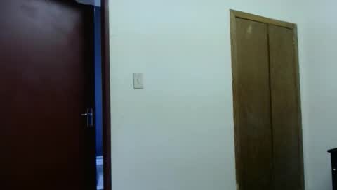 fifi online show from 10/28/25, 07:45