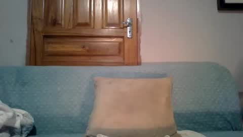 Snapshot of caramelchoc81 chatting on 06/11/26, 02:53 candylious81 online show from 06/11/26, 02:53