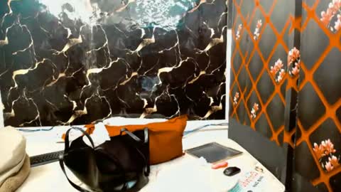 caramelminxx_ online show from 07/09/26, 07:56