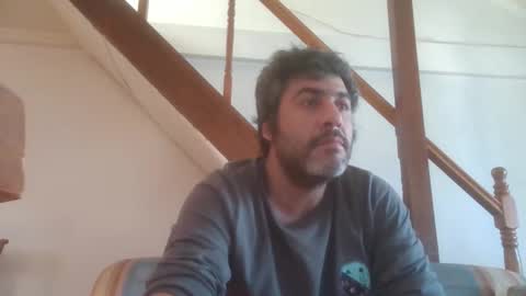 Snapshot of caravibugue chatting on 11/18/25, 08:57 caravibugue online show from 11/18/25, 08:57