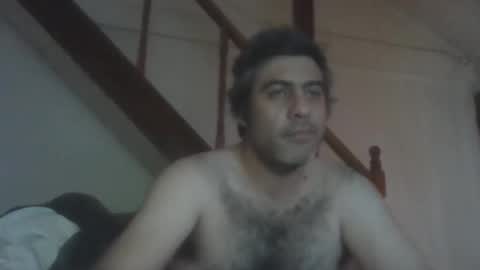 Snapshot of caravibugue chatting on 11/25/25, 10:37 caravibugue online show from 11/25/25, 10:37