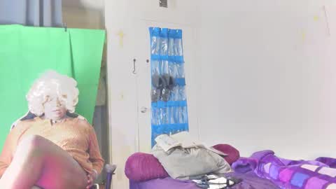 cardinalshinee online show from 01/24/25, 07:41