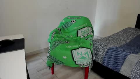 Carlos and Cristian  online show from 11/22/25, 09:47