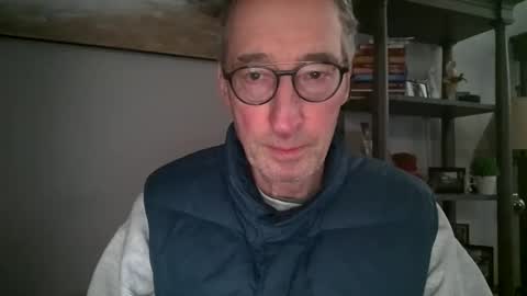 Snapshot of caressluving chatting on 02/13/25, 12:57 Caressluving online show from 02/13/25, 12:57