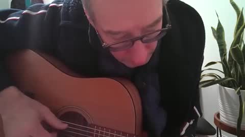 Snapshot of caressluving chatting on 02/13/25, 04:00 Caressluving online show from 02/13/25, 04:00