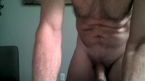 Snapshot of caressluving chatting on 09/19/25, 06:41 Caressluving online show from 09/19/25, 06:41