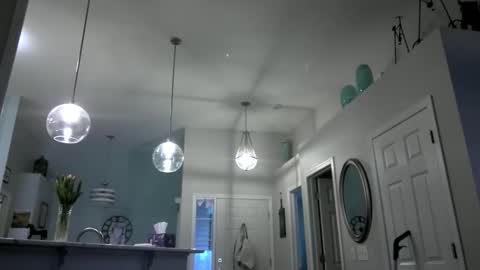 Caressluving online show from 04/04/26, 11:24