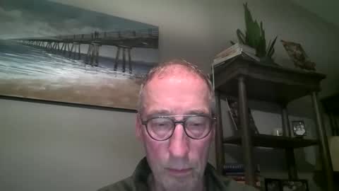 Snapshot of caressluving chatting on 05/19/26, 04:19 Caressluving online show from 05/19/26, 04:19