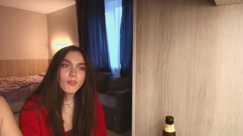 Snapshot of caressyourself chatting on 11/13/25, 06:45 caressyourself online show from 11/13/25, 06:45