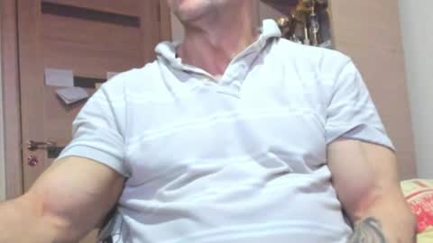Snapshot of carin_the_body chatting on 05/18/26, 03:07 Laz online show from 05/18/26, 03:07