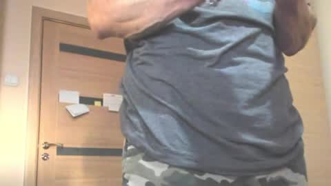 Snapshot of carin_the_body chatting on 05/19/26, 03:13 Laz online show from 05/19/26, 03:13