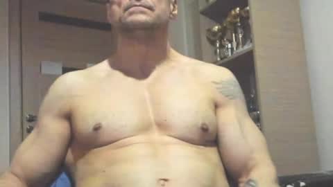 Snapshot of carin_the_body chatting on 05/31/26, 01:03 Laz online show from 05/31/26, 01:03
