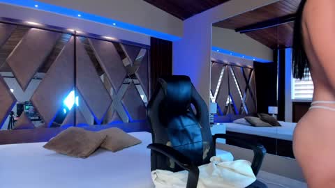 Carina online show from 01/31/25, 06:14