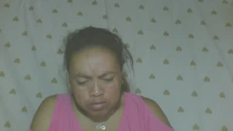 Snapshot of carinesexy69 chatting on 06/16/26, 11:35 carinesexy69 online show from 06/16/26, 11:35
