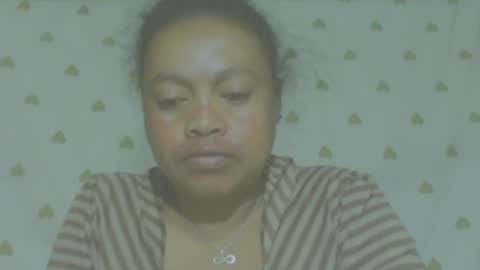 Snapshot of carinesexy69 chatting on 07/01/26, 12:56 carinesexy69 online show from 07/01/26, 12:56