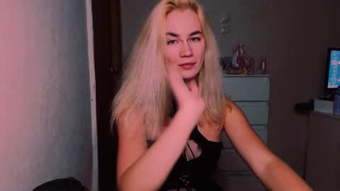 Carin online show from 10/04/25, 05:44