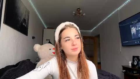 carisadelon online show from 04/11/26, 07:13