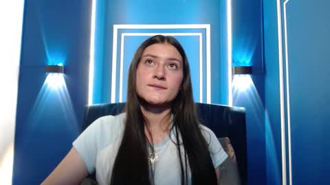 Carito online show from 11/26/25, 03:40