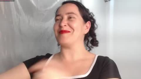 Snapshot of carla_naugthy_ chatting on 06/24/26, 12:31 Carla naugthy online show from 06/24/26, 12:31