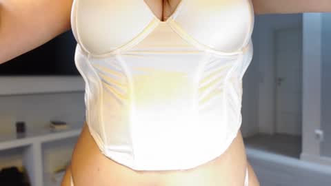 Snapshot of carla_secretary chatting on 12/29/24, 04:40 carla_secretary online show from 12/29/24, 04:40