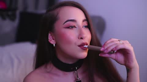 Snapshot of carlagavin chatting on 12/11/24, 01:28 CarlaGavin online show from 12/11/24, 01:28