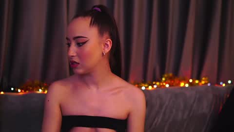 Snapshot of carlagavin chatting on 02/03/25, 01:40 CarlaGavin online show from 02/03/25, 01:40