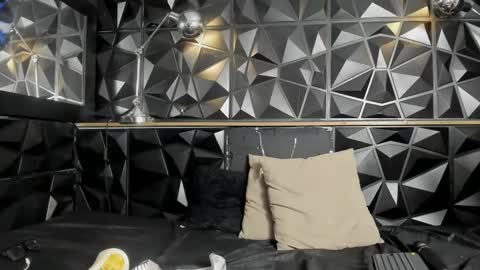 carlamarrinson online show from 02/19/25, 01:28