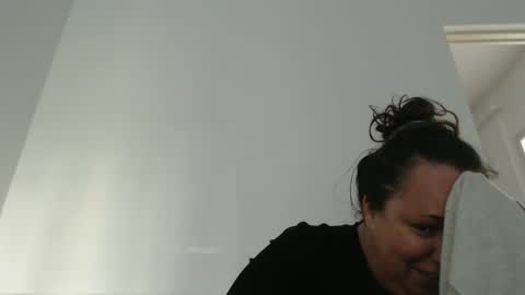 Snapshot of carlaruth chatting on 04/14/26, 03:07 Carlaruth online show from 04/14/26, 03:07