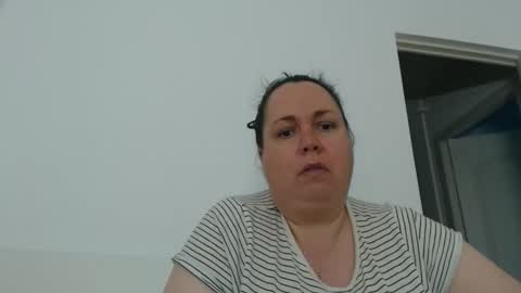 Snapshot of carlaruth chatting on 04/17/26, 03:20 Carlaruth online show from 04/17/26, 03:20