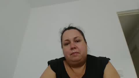 Snapshot of carlaruth chatting on 05/06/26, 04:19 Carlaruth online show from 05/06/26, 04:19