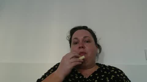 Snapshot of carlaruth chatting on 05/14/26, 04:36 Carlaruth online show from 05/14/26, 04:36