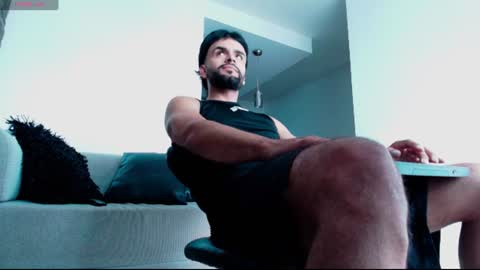 Snapshot of carlbadams96 chatting on 07/26/26, 06:26 sebasfit online show from 07/26/26, 06:26