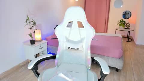 Alejandra online show from 03/06/26, 12:40