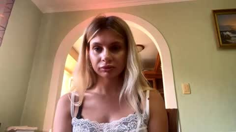 Snapshot of carlettaalbu chatting on 06/02/26, 03:47 Sara online show from 06/02/26, 03:47