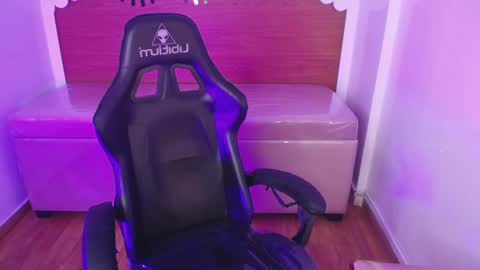 CARLYE   online show from 10/03/25, 03:03