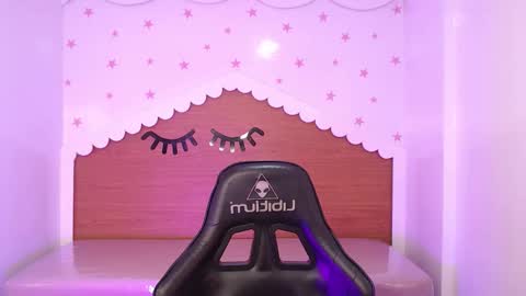 CARLYE   online show from 10/15/25, 03:06